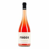 Sparkling Rocco – der erfrischende, alkoholfreie Apfel Aperitivo aus Südtirol mit leuchtend roter Farbe und fruchtigem Geschmack.