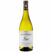 "Sun" Moscato Giallo DOC Kellerei Nals Margreid , Goldmuskateller Weißwein, saftig, würzig mit aromatischem Abgang.